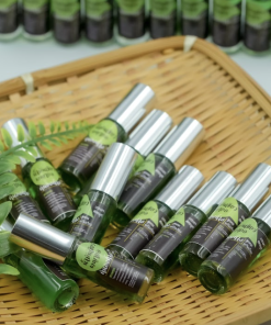 น้ำมันเขียวพญายอ